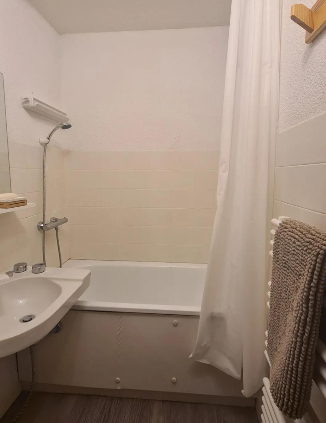 Appartement 3 Pieces Au Pied Des Pistes De La Colmiane 瓦尔代布洛尔 外观 照片